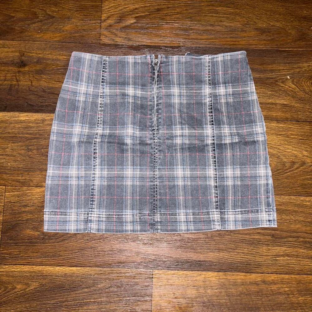 Tinseltown plaid mini‎ skirt tagged
